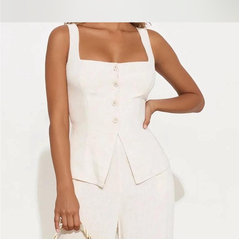 Fashion Nova Cream Buttoned Sleeveless Top